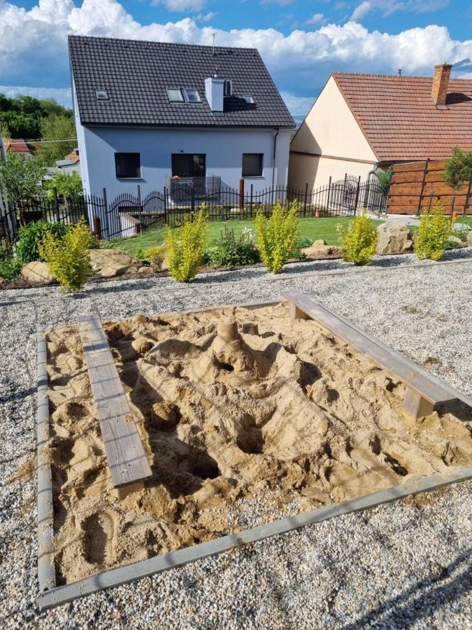 Apartmany Moravia Milovice  外观 照片